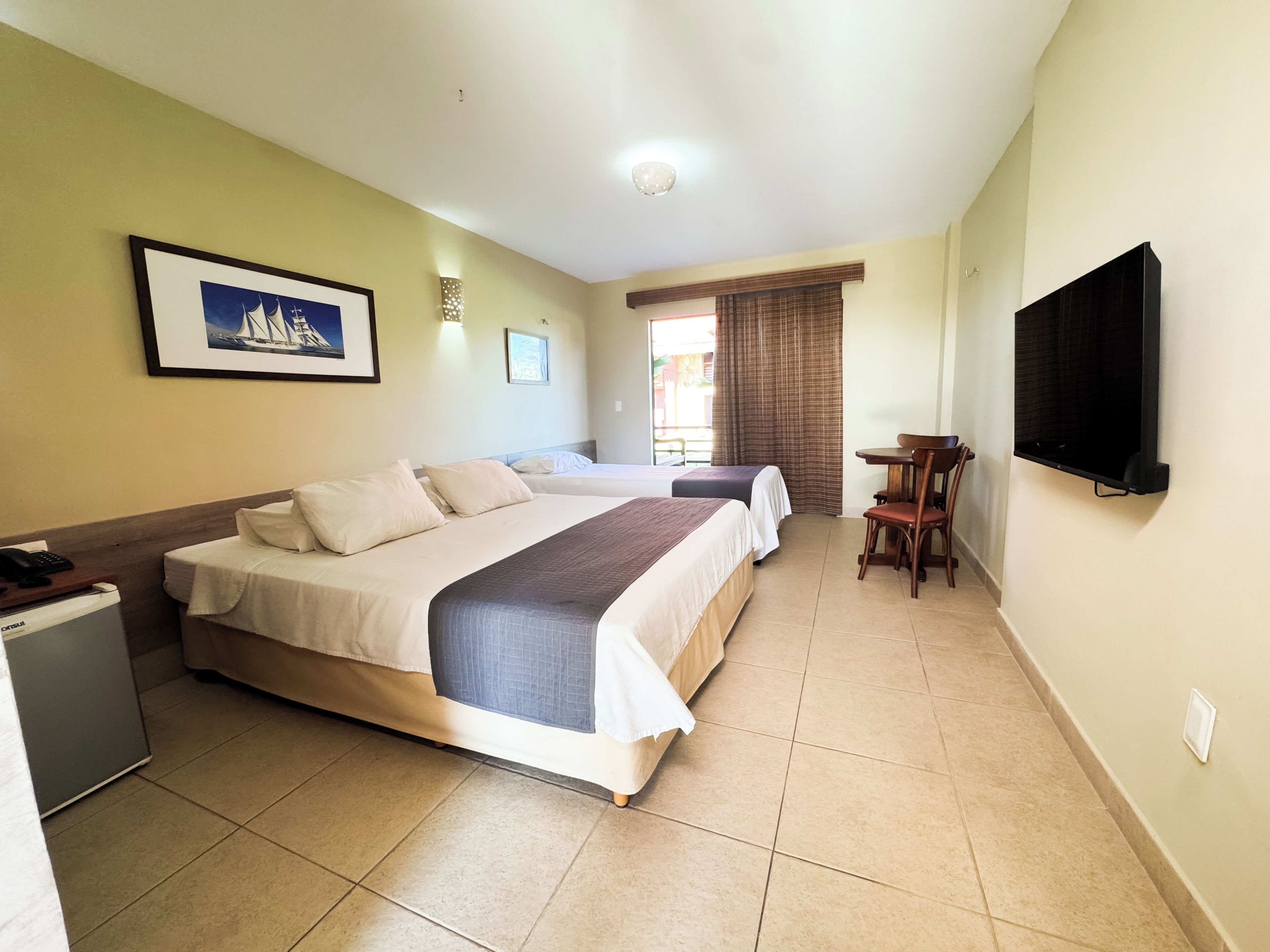 Deluxe-Suite, barrierearm | 1 Schlafzimmer, Minibar, Schreibtisch, Verdunkelungsvorhänge