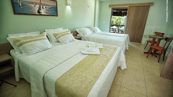Suíte superluxo, vista para o mar | 1 quarto, frigobar, individualmente decorados