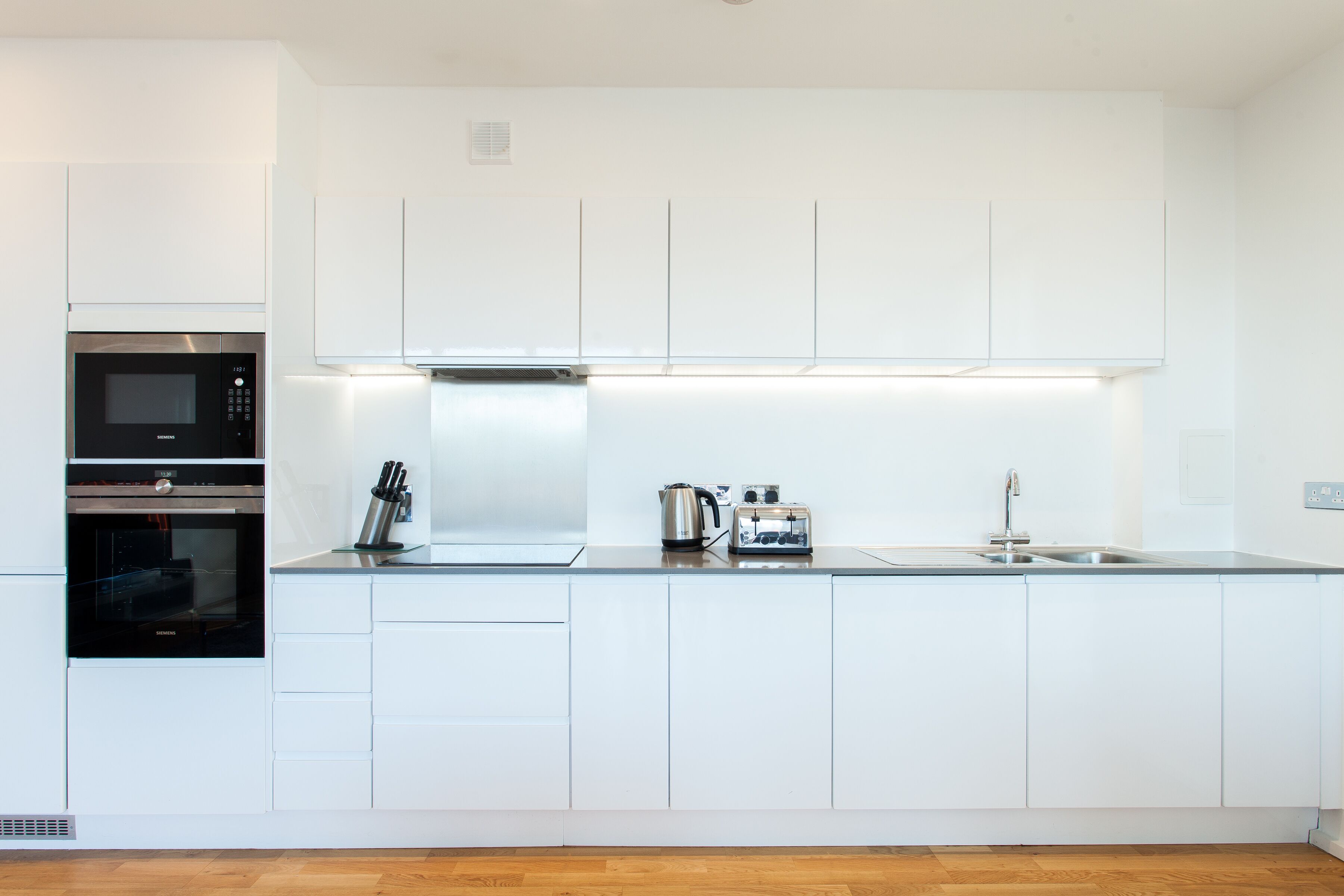 Superior Apartment, 3 Bedrooms | Private kitchen | Full-sized fridge, microwave, oven, dishwasher