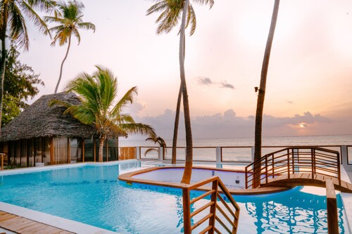 TIKI Beach Club and Resort 