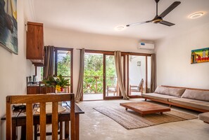 Apartemen | Makan di kamar