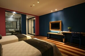 Desk, blackout curtains, iron/ironing board, free WiFi - Fresh House Hotel Huanglong Wantang (Hangzhou)
