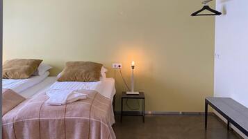 Double Room | Desk, blackout drapes, soundproofing, free cribs/infant beds
