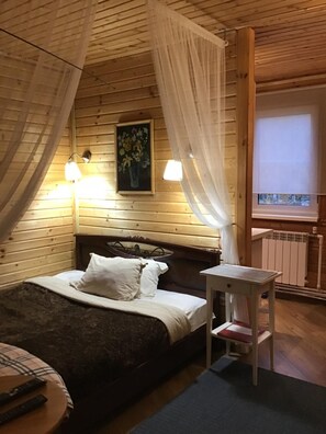 Pimennysverhot, silitysrauta/-lauta, lisävuoteet, ilmainen Wi-Fi