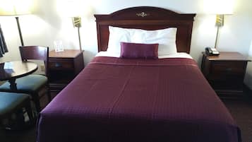Chambre Standard, 1 trÚs grand lit, non-fumeurs | Bureau, rideaux occultants, chambres insonorisées