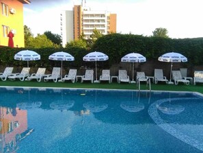 Outdoor pool - Salena Beach Hotel (Primorsko)