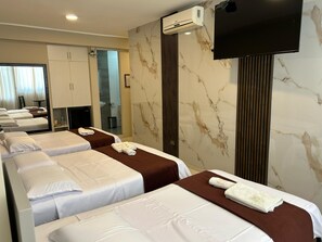 Triple Room | Minibar, free WiFi, wheelchair access - Aura Hotel (Chiclayo)