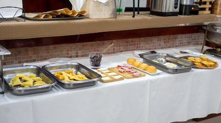 Desayuno buffet incluido todos los días
