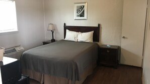 Chambre simple de base, 1 grand lit, non-fumeur
