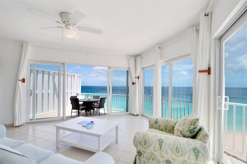 Turtles Nest Beach Resort 