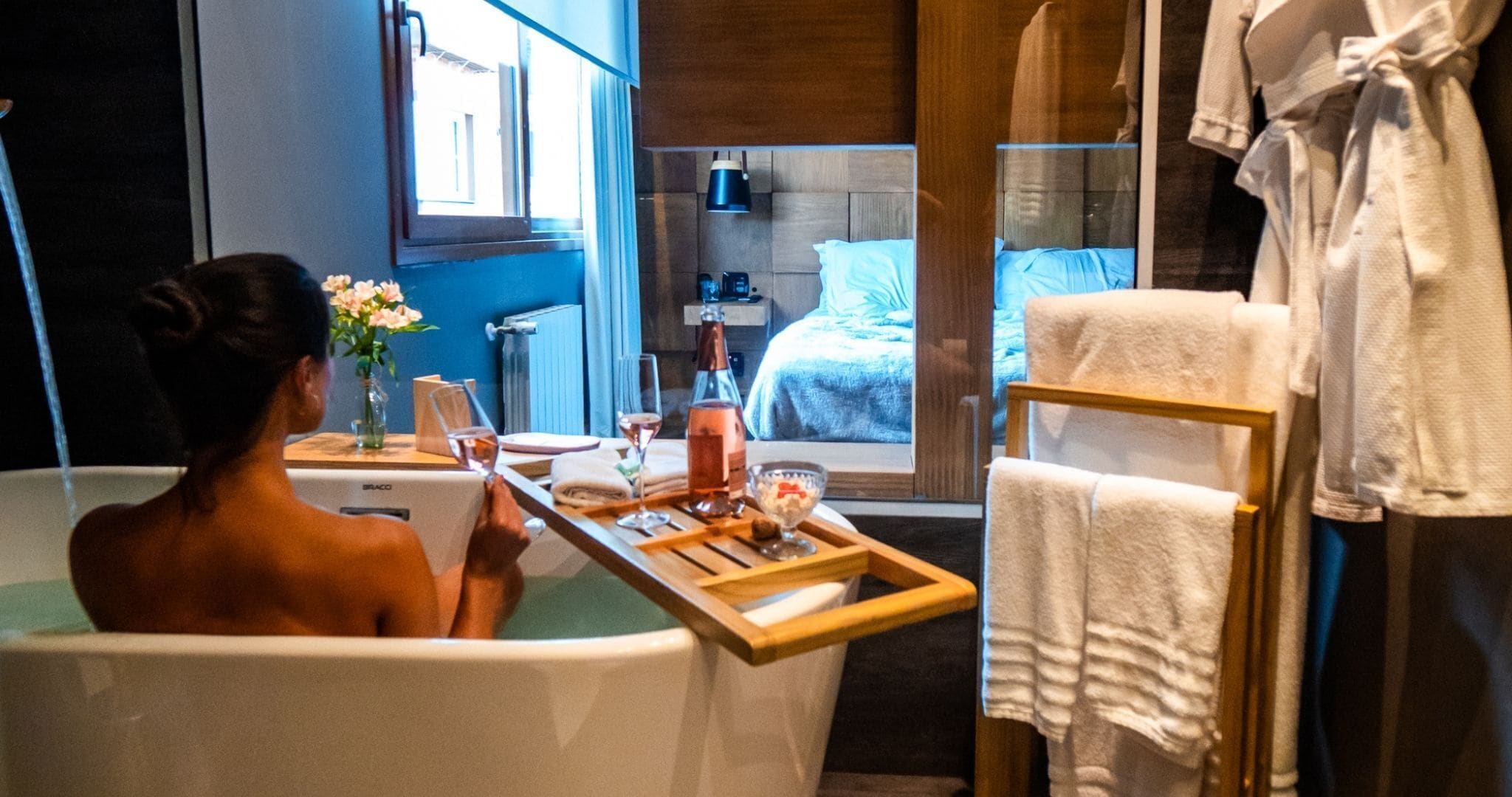 Superior Suite, 1 Double Bed with Sofa bed | Free minibar, in-room safe, individually decorated, desk