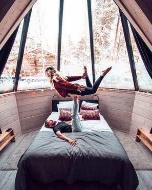 Design Quadruple Room, Multiple Beds | 1 bedroom, premium bedding, laptop workspace, blackout curtains - Pyhä Igloos (Pelkosenniemi)