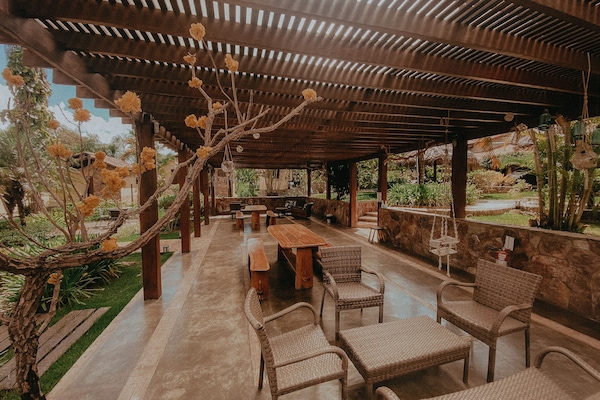 Khu ẩm thực ngoài trời