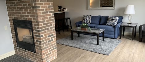 Exclusive Suite, Multiple Beds, Fireplace