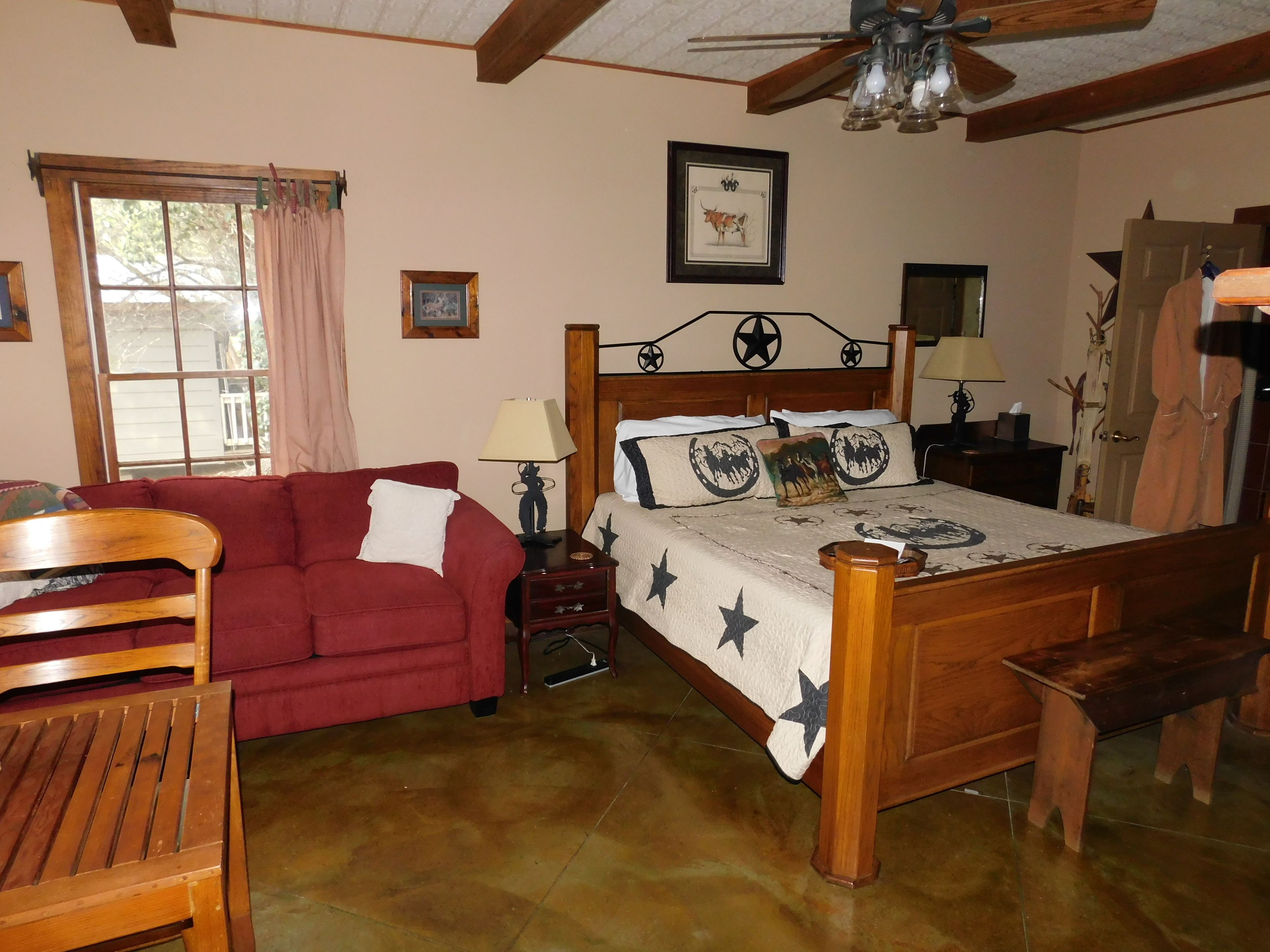 Lone Star Luxury Suite | Egyptian cotton sheets, premium bedding, pillowtop beds, blackout drapes