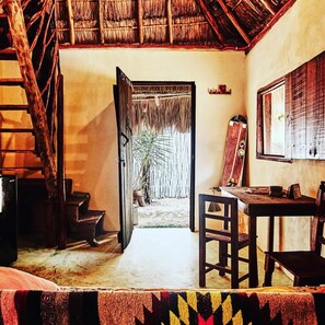 Rideaux occultants, fer et planche à repasser, Wi-Fi gratuit