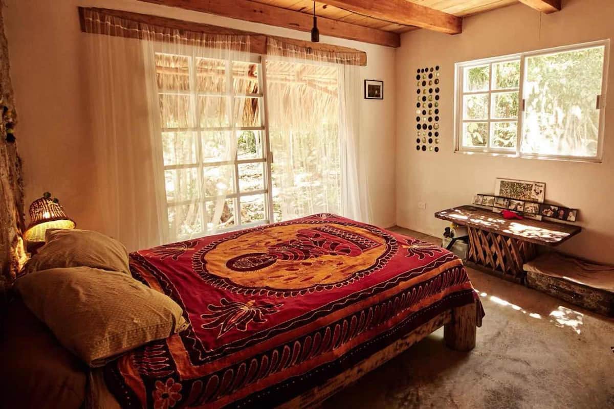 Cabin, Multiple Beds, Non Smoking, Refrigerator | Blackout drapes, iron/ironing board (on request), WiFi (free)