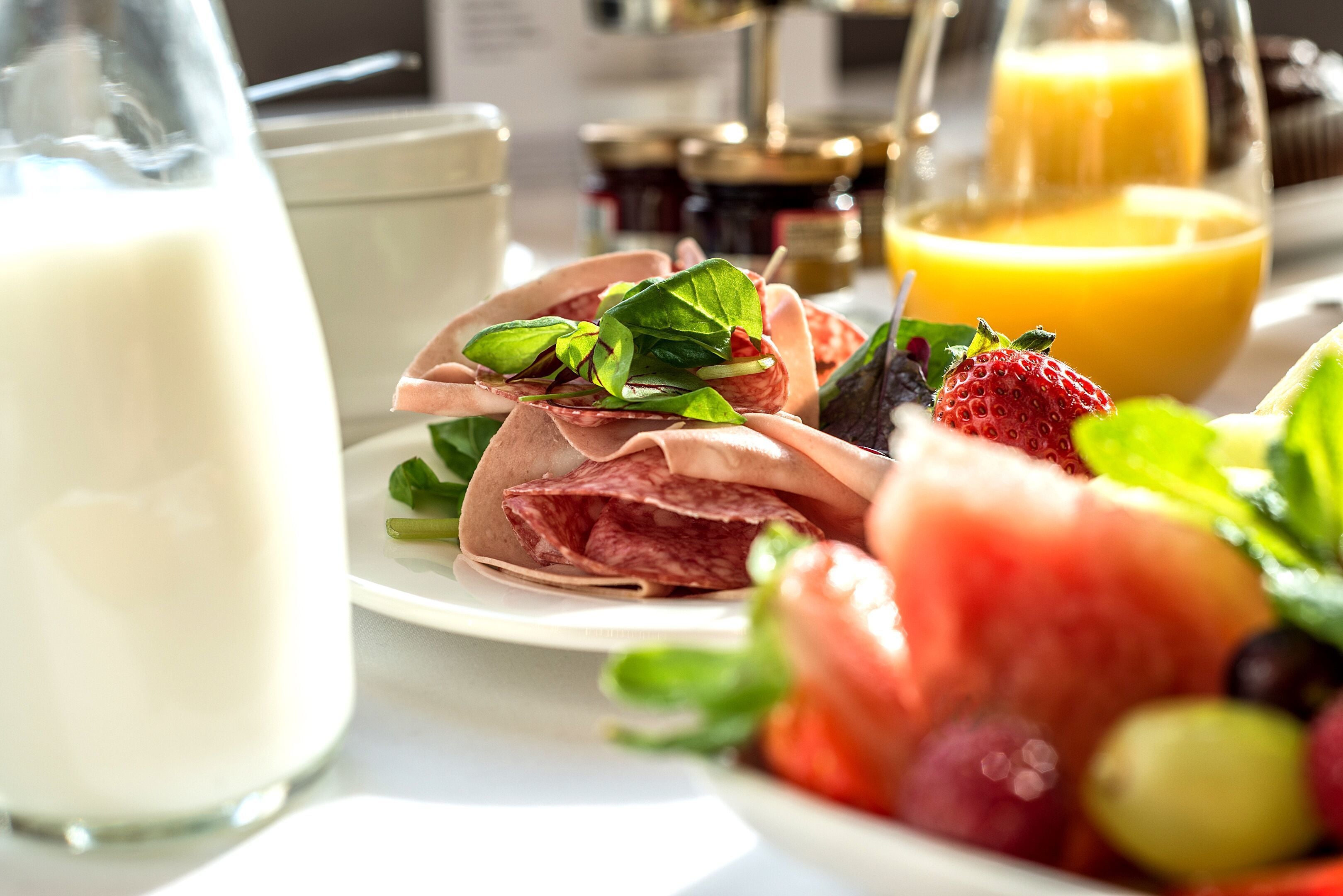 Frukostbuffé varje dag (GBP 14.95 per person)