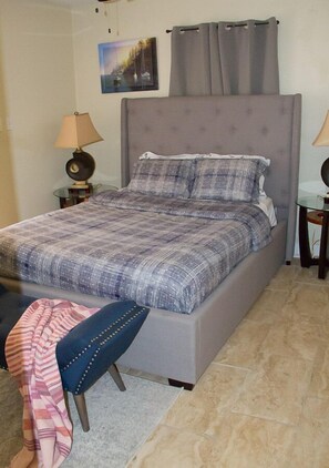 4 dormitorios, decoración individual, mobiliario individual