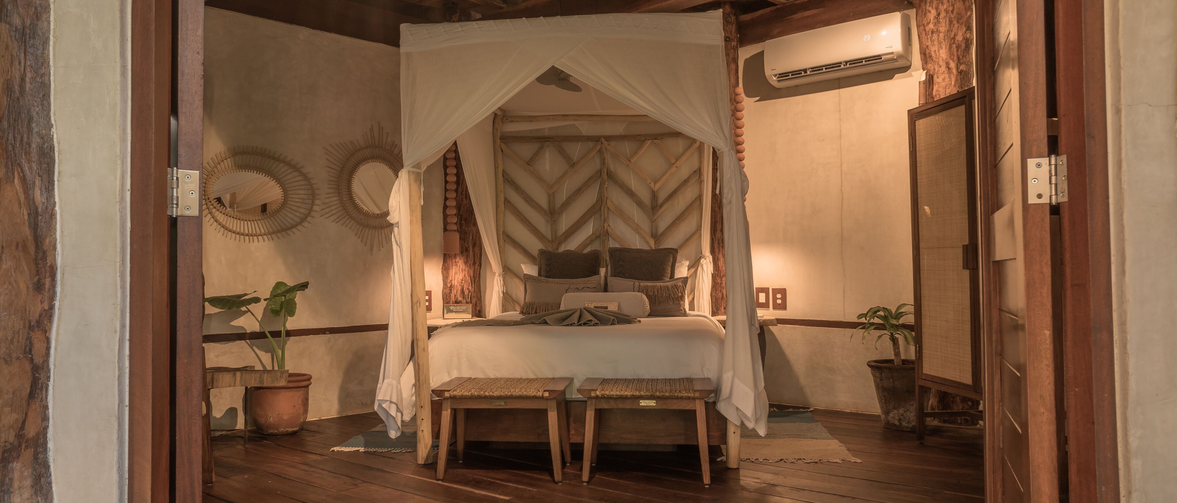 Superior Garden View | In-room safe, iron/ironing board (on request), WiFi (free)