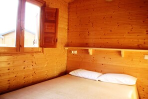 Bungalow - 2 sovrum (Duplex) | Barnsängar och gratis wi-fi