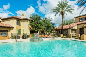 Luxury Condo, 2 Bedrooms, 2 Bathrooms | Outdoor pool