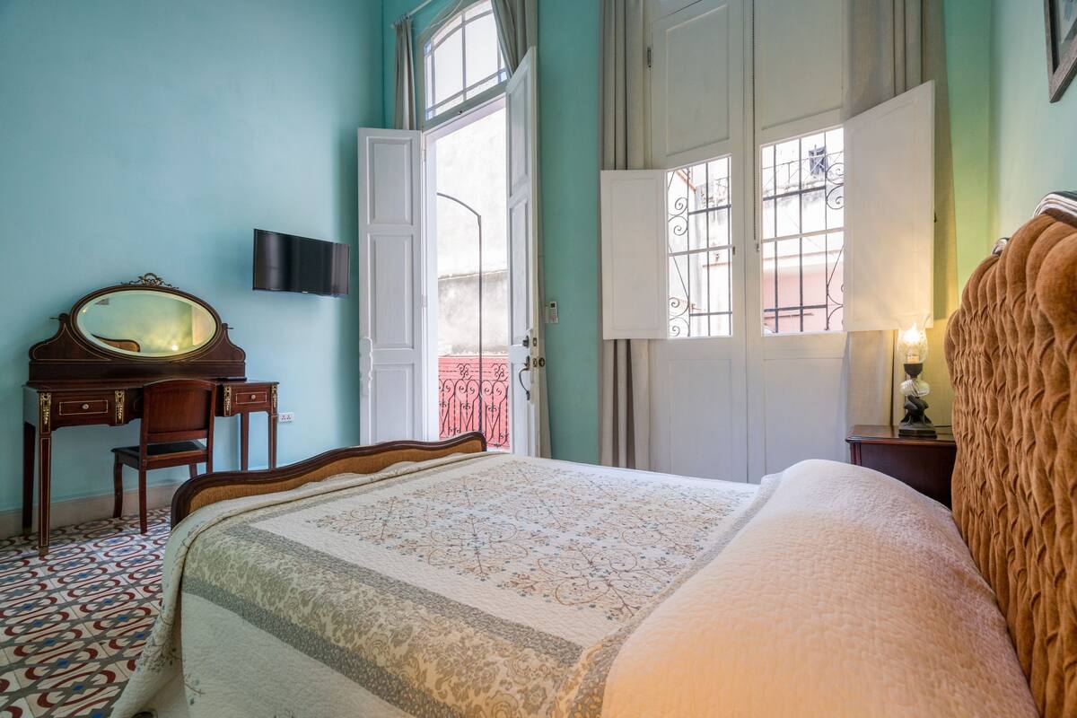 Chambre Double Standard, 1 grand lit, non-fumeur