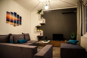 全景單棟房屋, 多張床, 非吸煙房, 海景 | 客廳 | 智能電視、Netflix