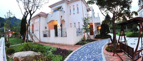 Bagian depan properti