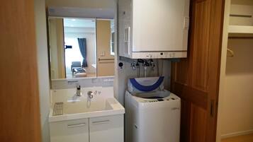 2 Bedroom Apartment | Room amenity