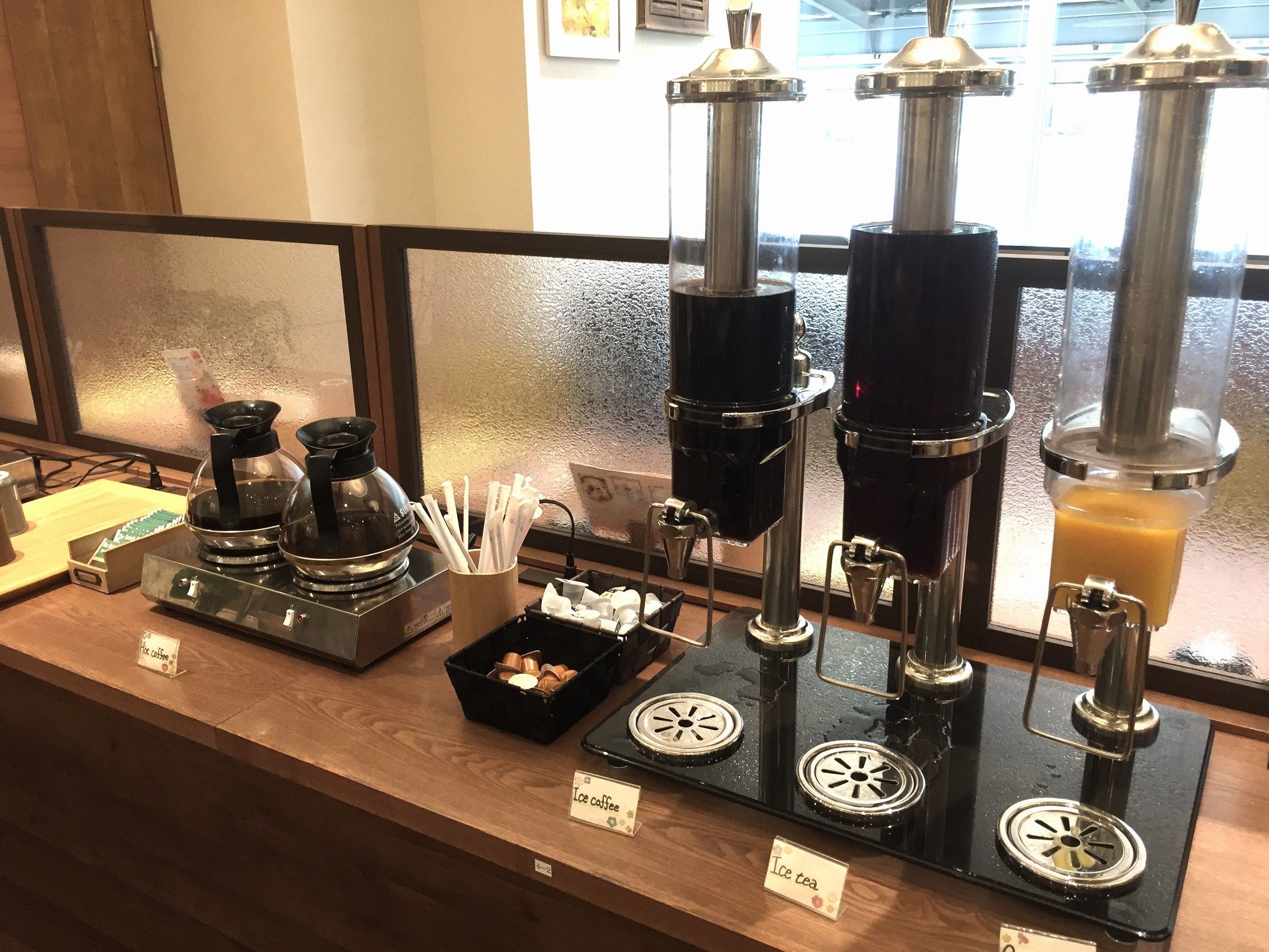 daily full breakfast (jpy 890 per person)