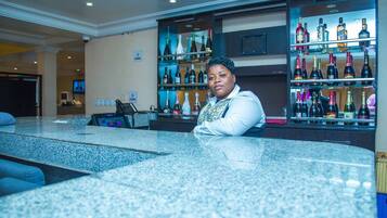 Bar (en el alojamiento)