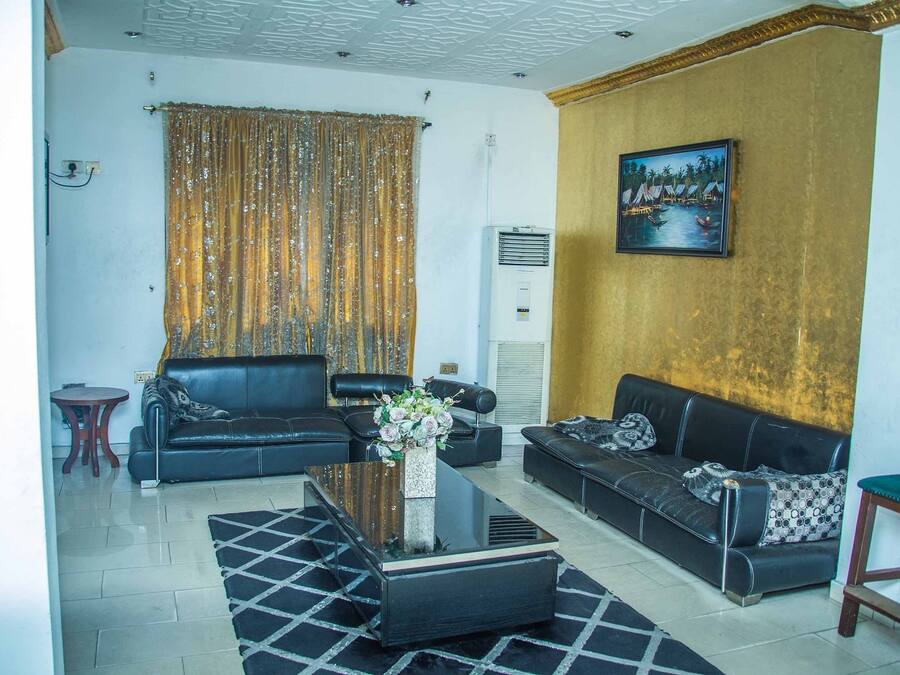Executive Suite, 1 Double Bed | Premium bedding, in-room safe, free WiFi, wheelchair access