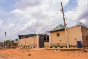 Overnatningsstedets facade