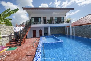 Terrace/patio - Confetti Garden Hotel (Vang Vieng)