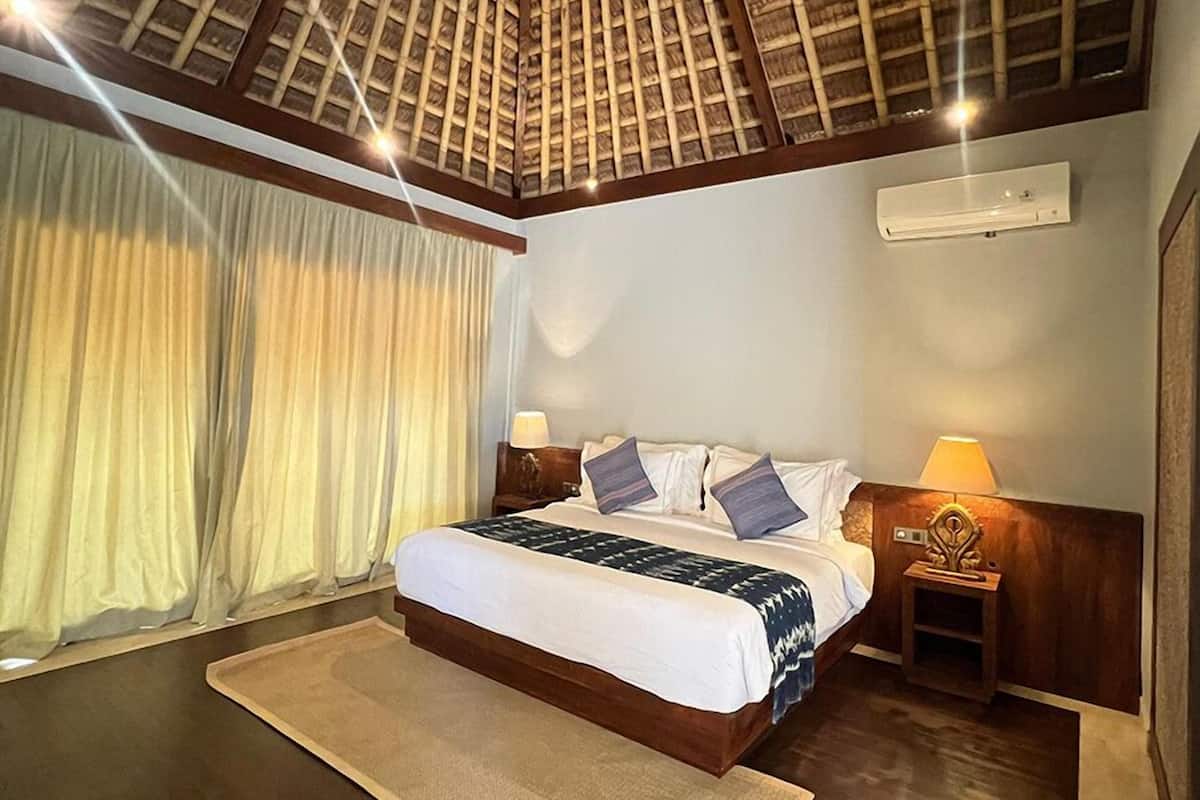 Free minibar, in-room safe, individually decorated