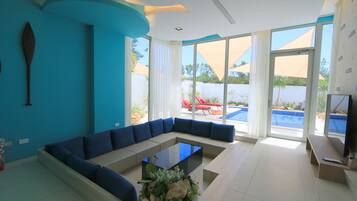 Design House, 2 Bedrooms, Private Pool, Mezzanine | Egyptian cotton sheets, premium bedding, down comforters, pillowtop beds