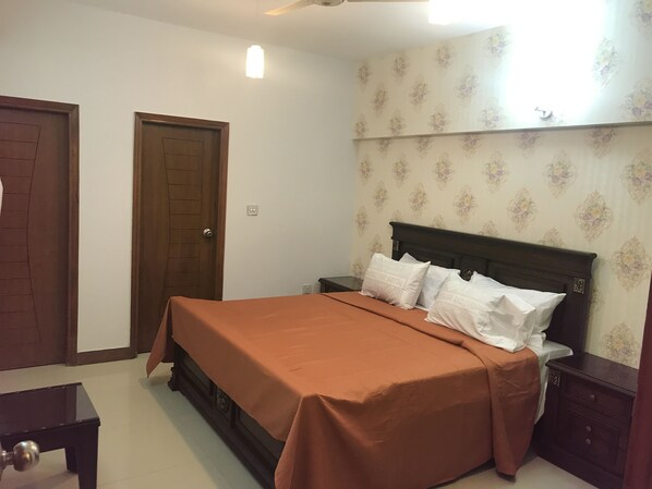 Departamento familiar, varias camas, para no fumadores | Tabla de planchar con plancha y wifi gratis 