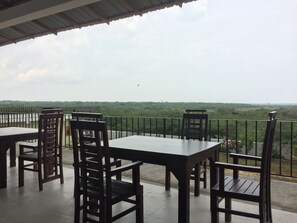 Ilmainen päivittäinen mannermainen aamiainen 