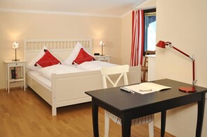 Chalet, 4 camere da letto | 4 camere, una scrivania, ferro/asse da stiro, Wi-Fi gratuito
