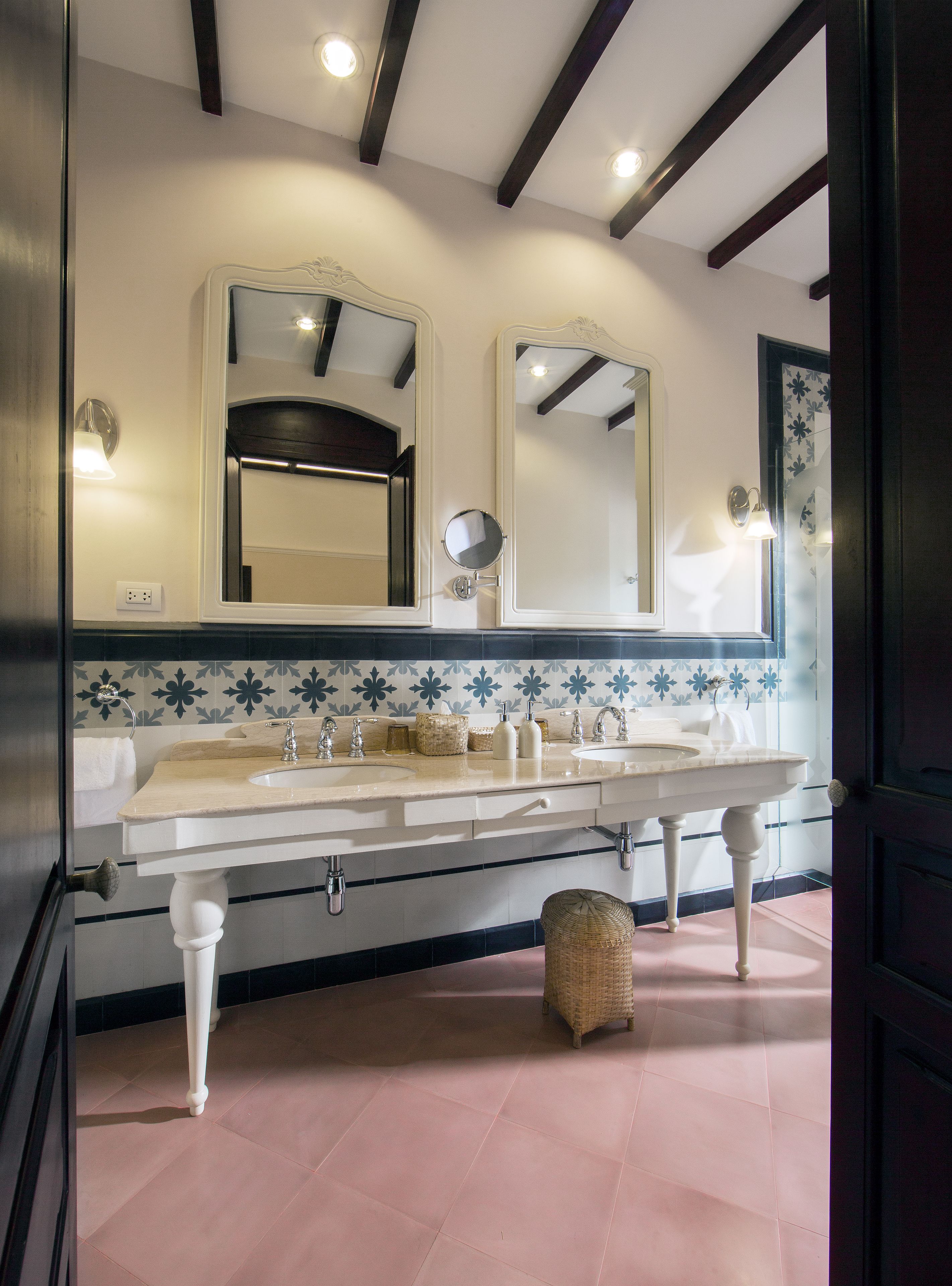 pavie bungalow pool view or river view | bathroom | shower, rainfall showerhead, free toiletries, hair dryer