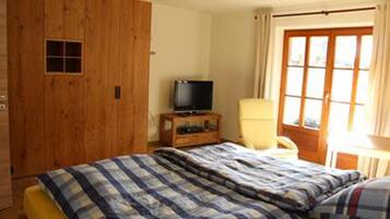 Rumah, 4 kamar tidur | 4 kamar tidur, meja kerja, Wi-Fi gratis, dan seprai linen