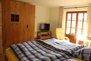House, 4 Bedrooms | 4 bedrooms, desk, free WiFi, bed sheets - Ferienhaus Thimlefi (Reit im Winkl)