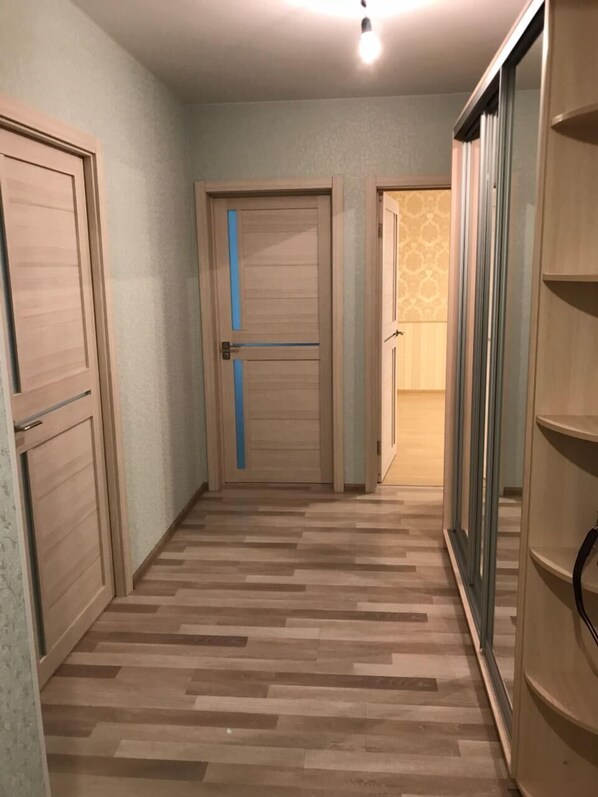 Departamento, 2 habitaciones | Área de sala de estar | Televisión 