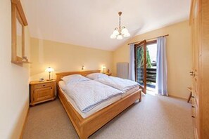 Comfort House, Multiple Beds, Non Smoking | 3 bedrooms, iron/ironing board, free WiFi, bed sheets - Ferienhaus Balsbergblick (Unterwoessen)