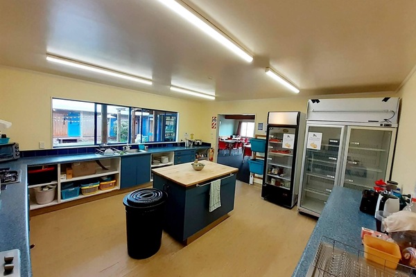 Full-size fridge, microwave, stovetop, toaster