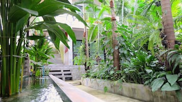 Enceinte de lâhĂ©bergement