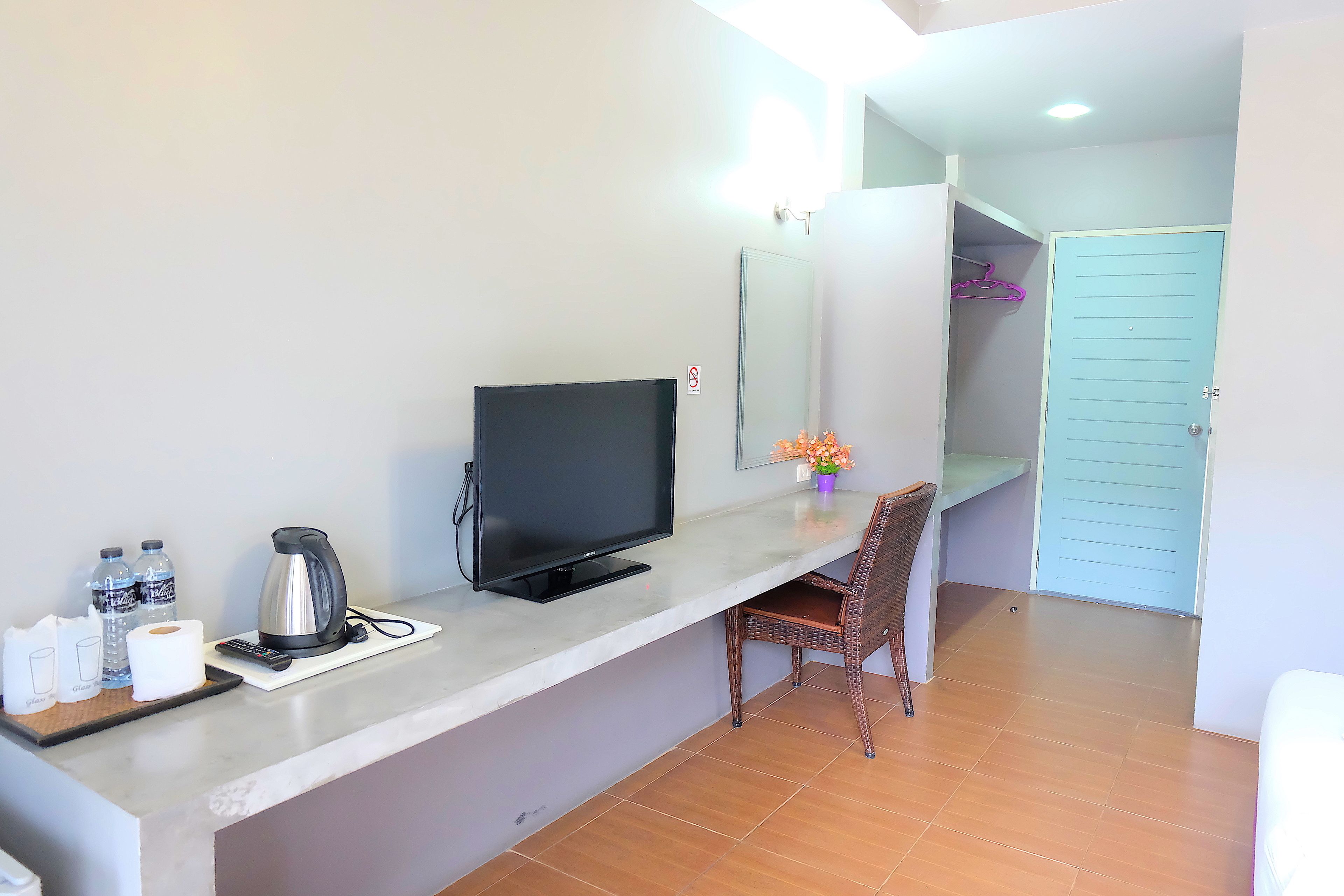 superior twin room | room amenity