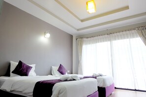 Superior Twin Room | Down comforters, desk, blackout drapes, free WiFi