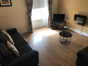 Apartment, Multiple Beds, Non Smoking | Living area - Oban Town Centre Apartment (Oban)